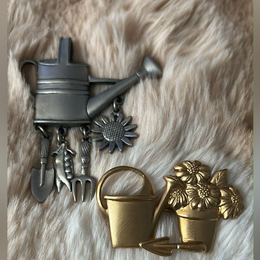 Vintage Avon & JJ Broach Gold and Silver Watering Can Brooch Set 2-3”